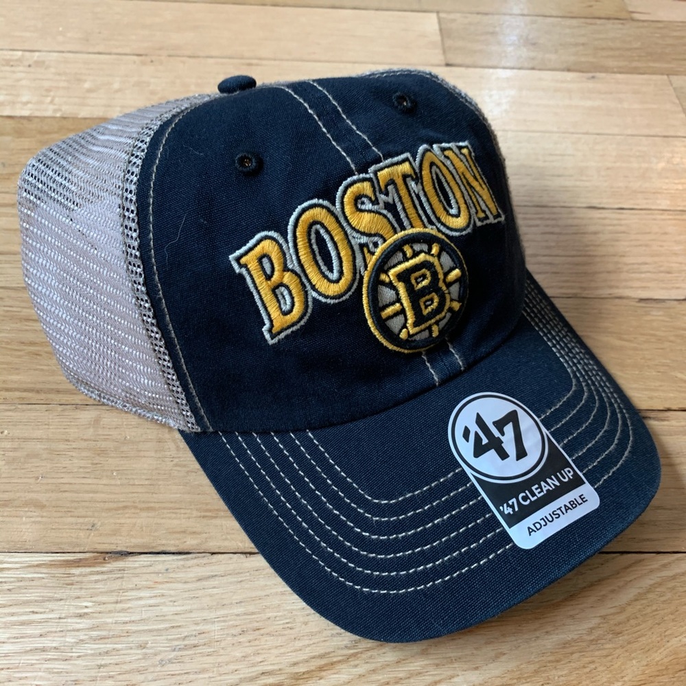 Boston Bruins Trucker Cap NWT